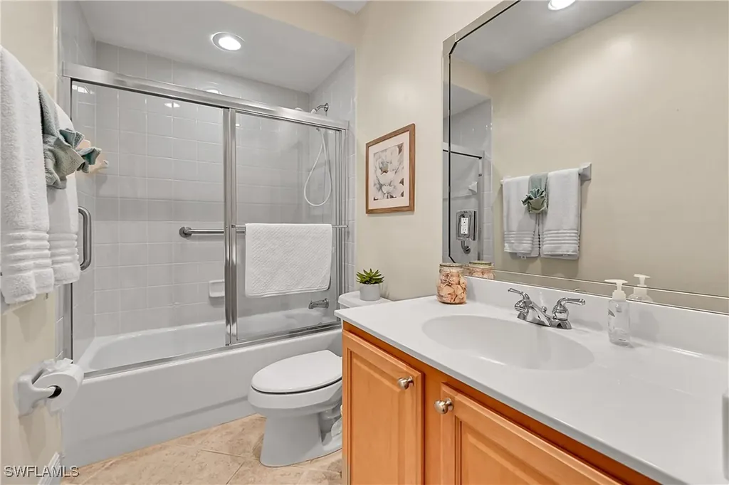 4700 Yacht Harbor Drive Naples FL 34112