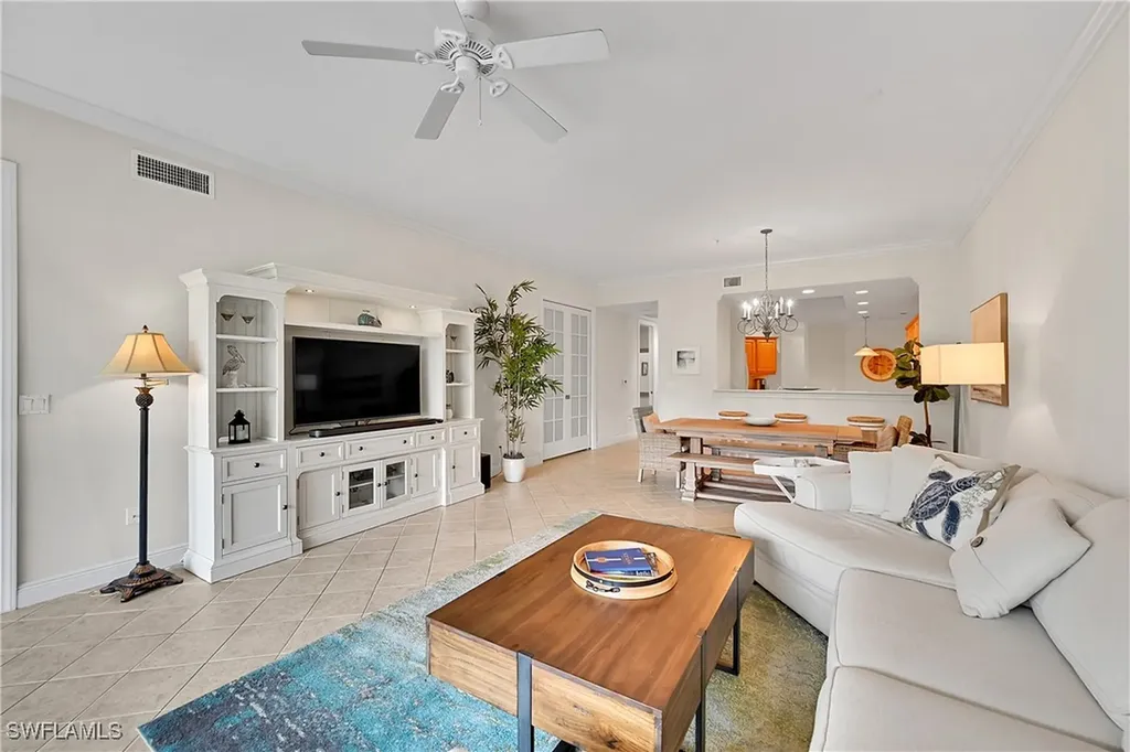 4700 Yacht Harbor Drive Naples FL 34112