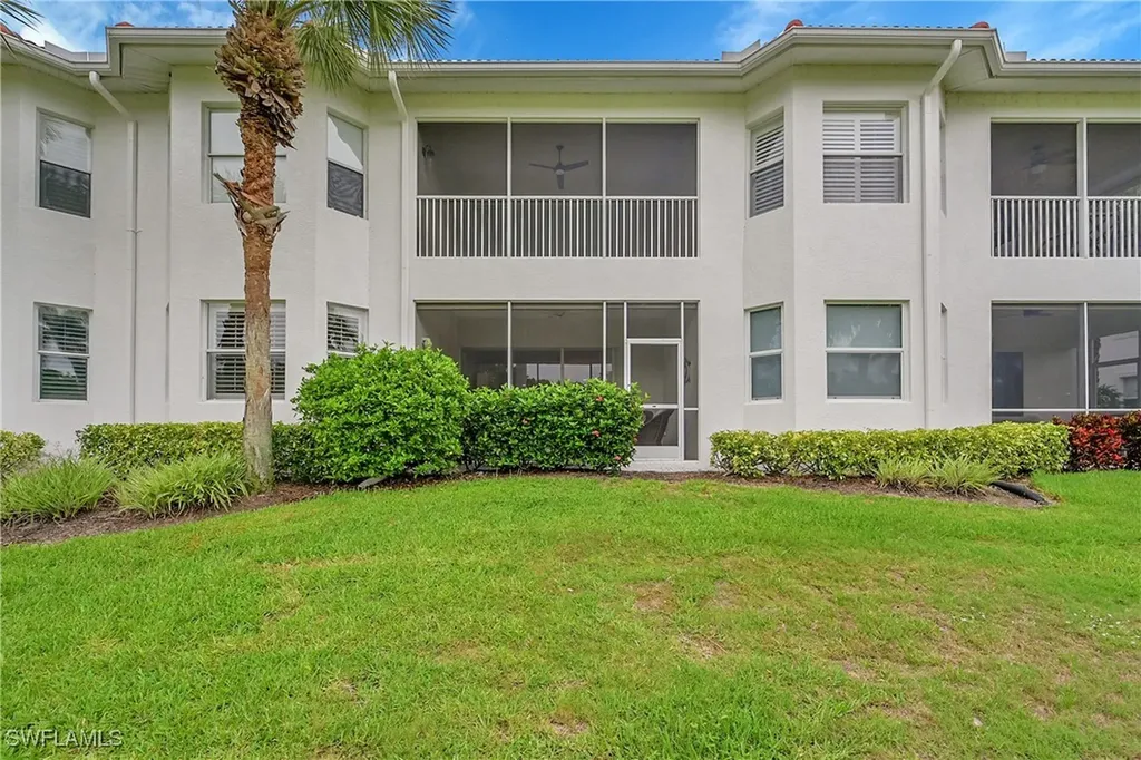 4700 Yacht Harbor Drive Naples FL 34112