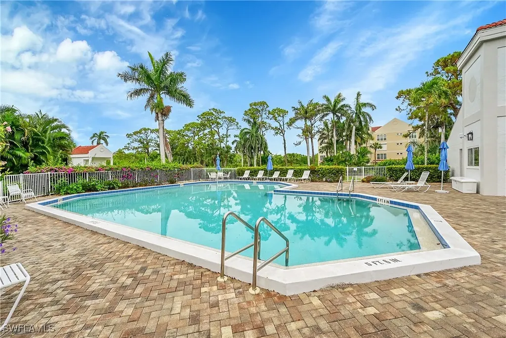 4700 Yacht Harbor Drive Naples FL 34112