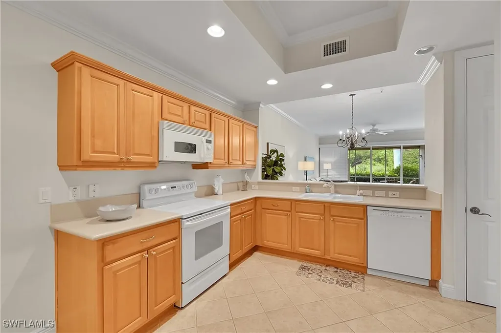 4700 Yacht Harbor Drive Naples FL 34112