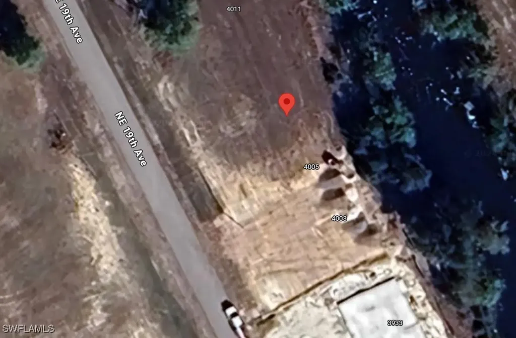 4007 NE 19th Avenue Cape Coral FL 33909