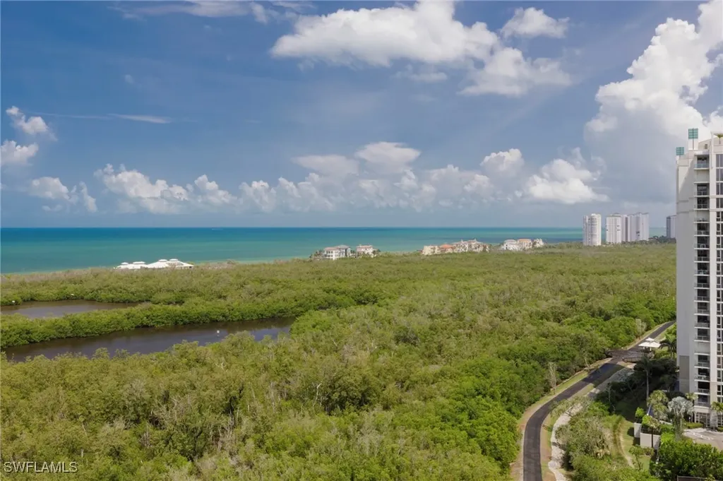 6849 Grenadier Boulevard Naples FL 34108