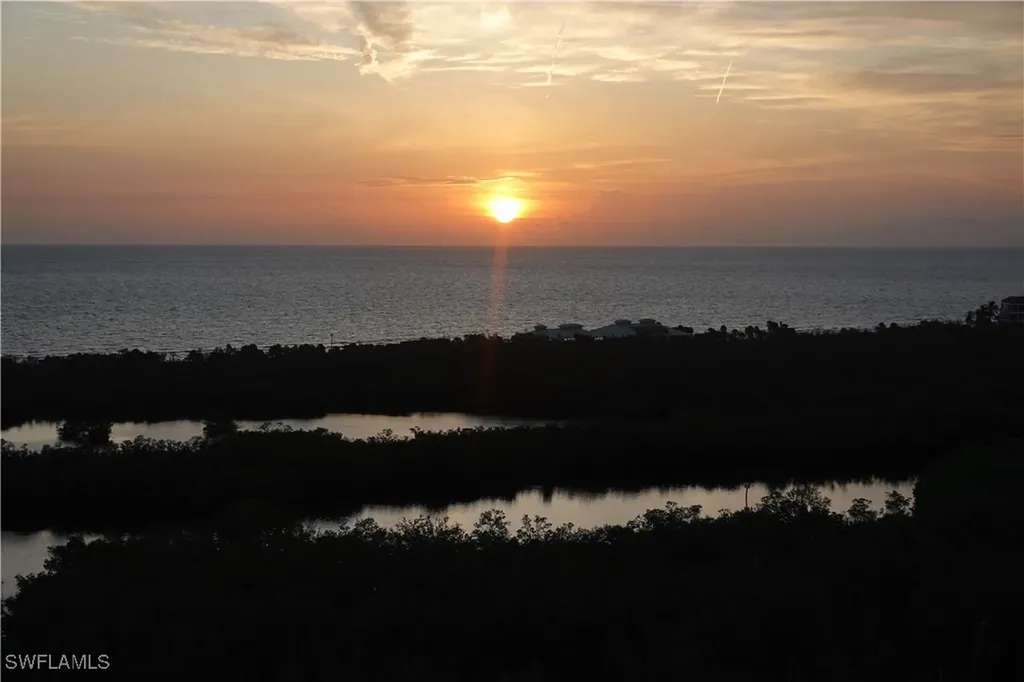 6849 Grenadier Boulevard Naples FL 34108