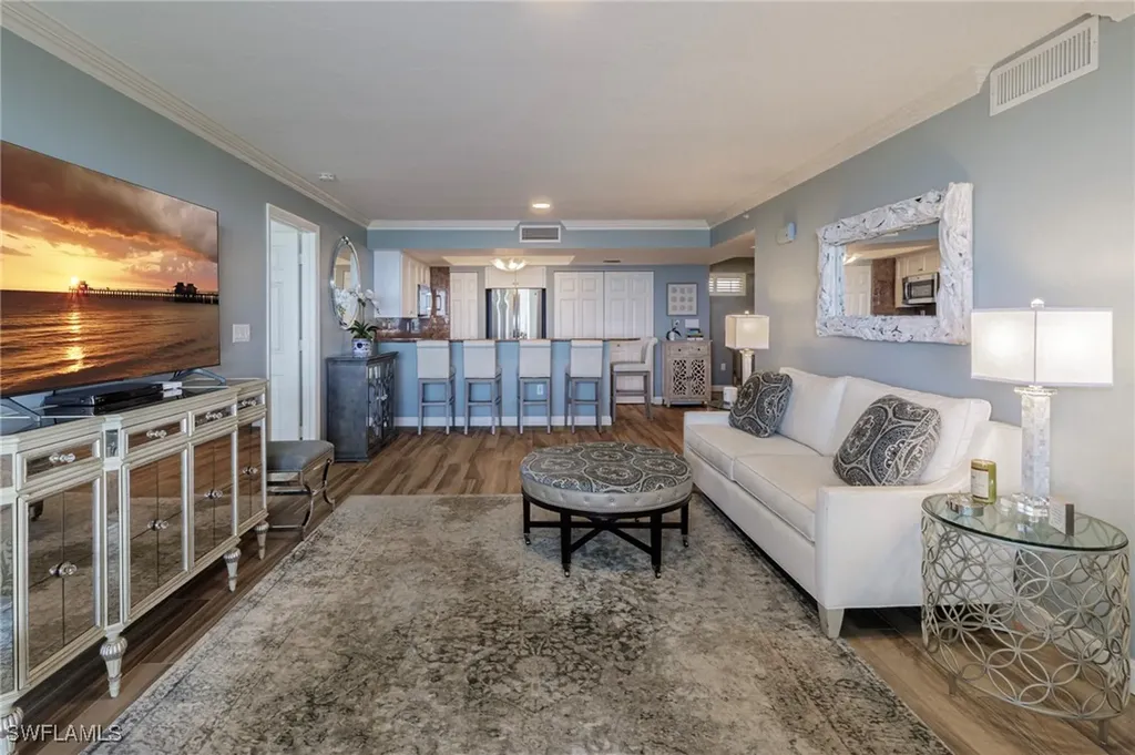 6849 Grenadier Boulevard Naples FL 34108