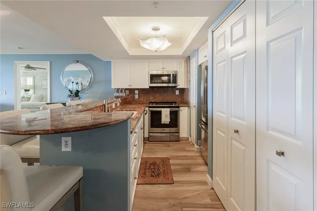 6849 Grenadier Boulevard Naples FL 34108