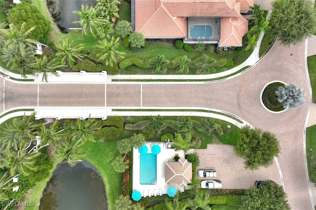 9209 Troon Lakes Drive Naples FL 34109