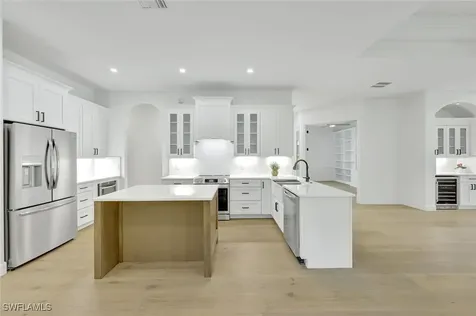 9209 Troon Lakes Drive Naples FL 34109