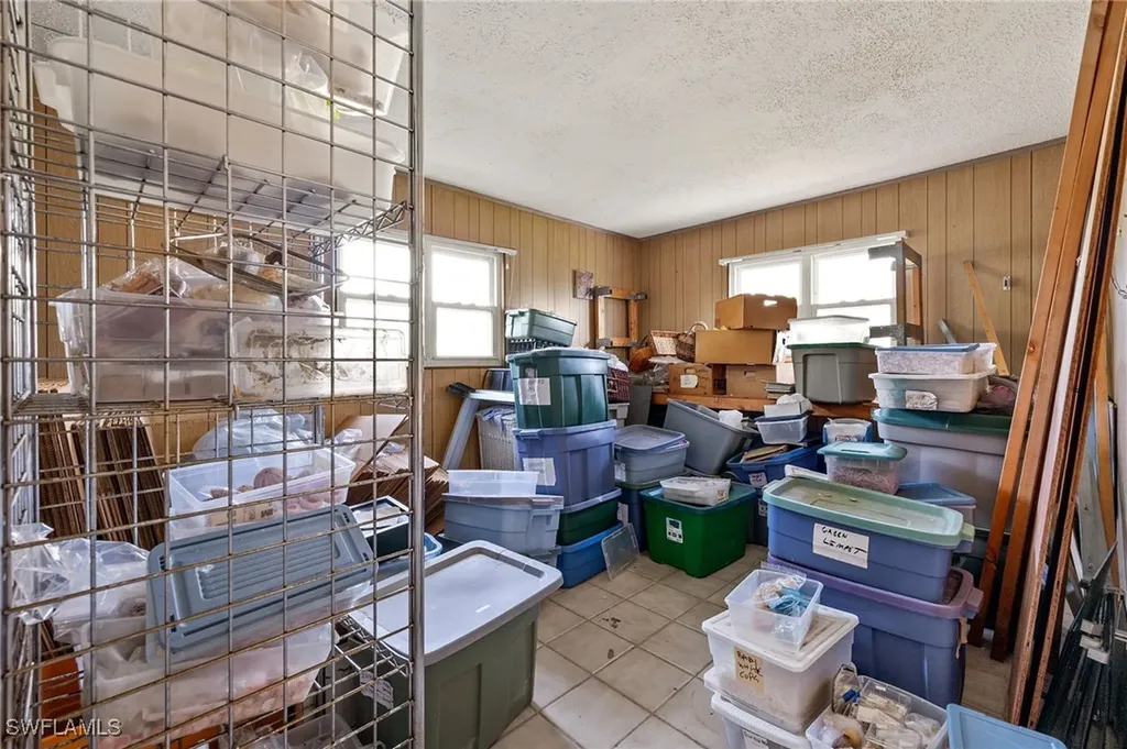 905 Fitzhugh Street Sanibel FL 33957