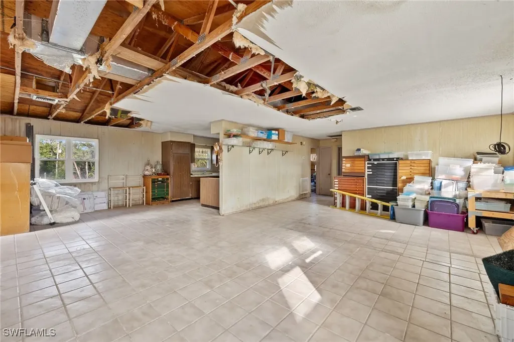 905 Fitzhugh Street Sanibel FL 33957