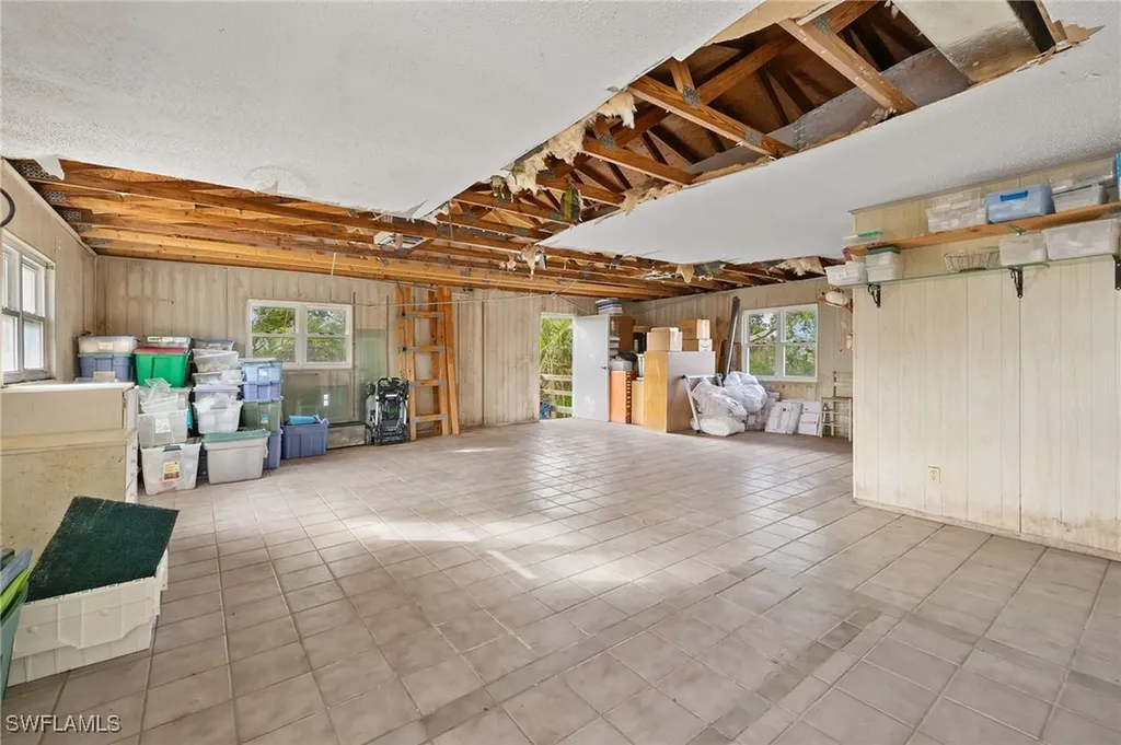 905 Fitzhugh Street Sanibel FL 33957