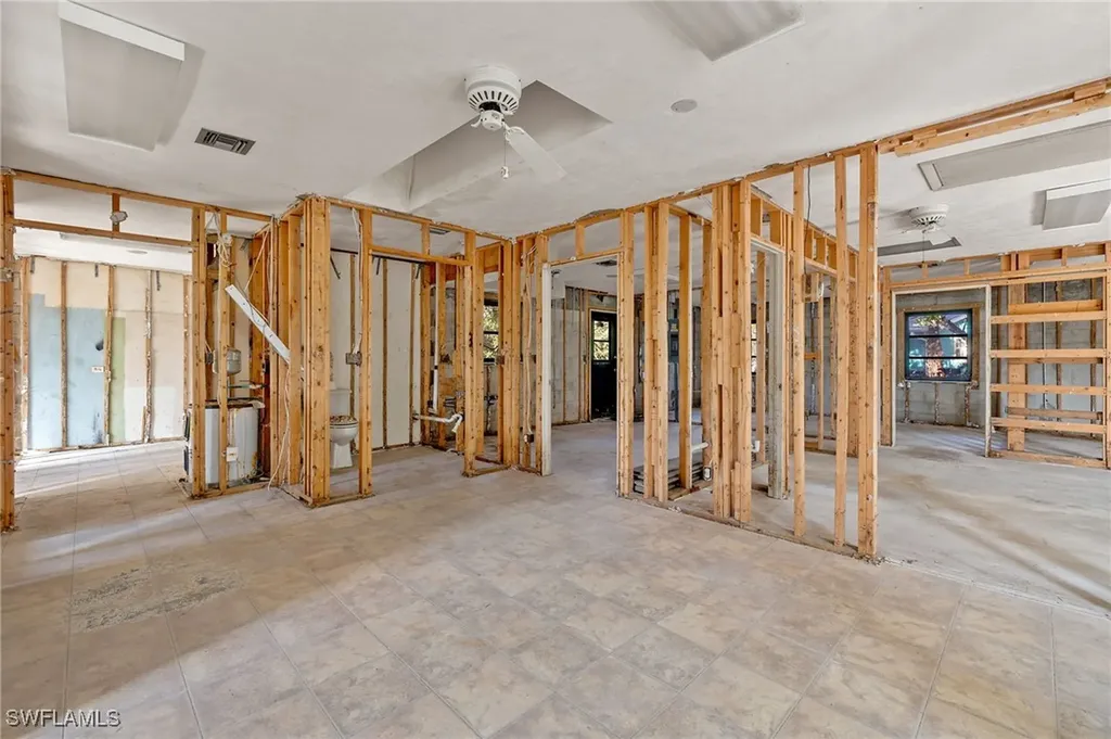 1544 Periwinkle Way Sanibel FL 33957
