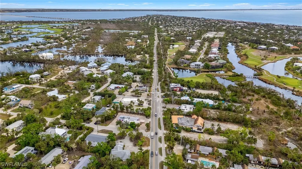 1544 Periwinkle Way Sanibel FL 33957
