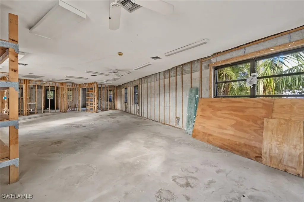 1544 Periwinkle Way Sanibel FL 33957