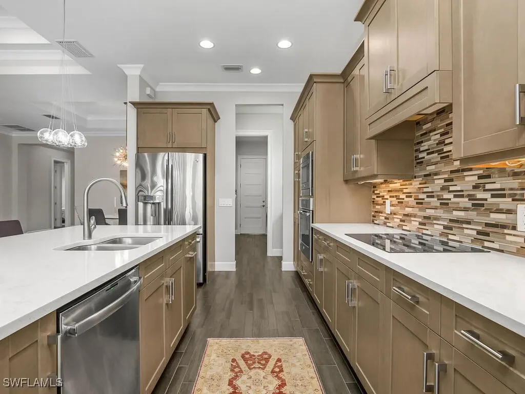 6478 Warwick Avenue Naples FL 34113