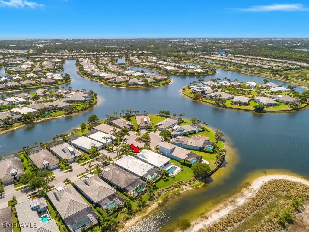 6478 Warwick Avenue Naples FL 34113