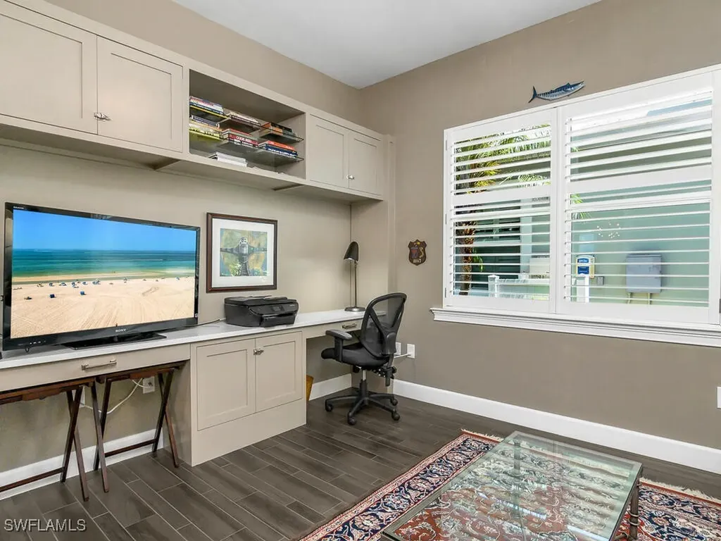 6478 Warwick Avenue Naples FL 34113