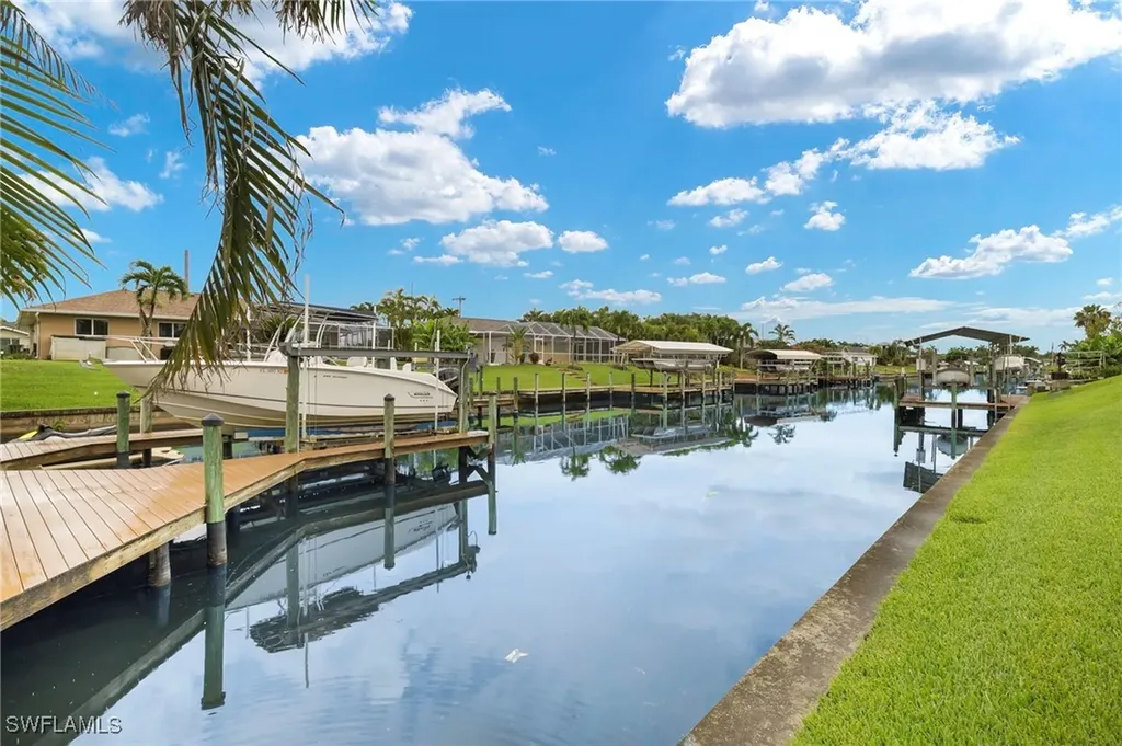 3703 SE 15th Avenue Cape Coral FL 33904