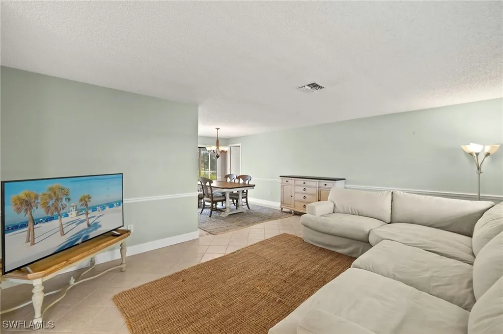 3703 SE 15th Avenue Cape Coral FL 33904