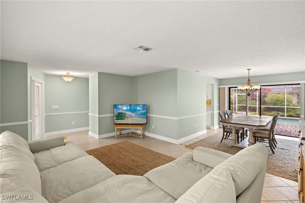 3703 SE 15th Avenue Cape Coral FL 33904