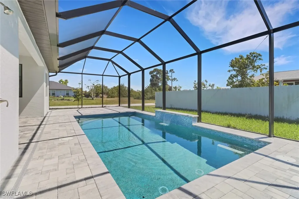 310 NW 14th Street Cape Coral FL 33993