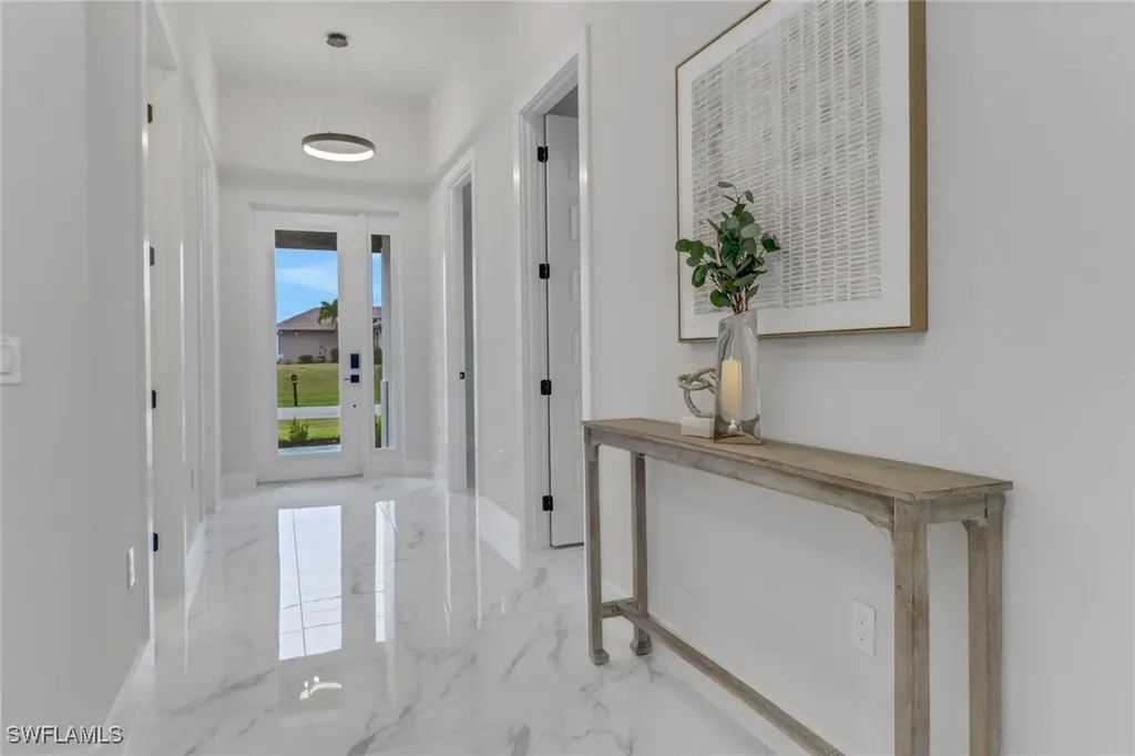 310 NW 14th Street Cape Coral FL 33993