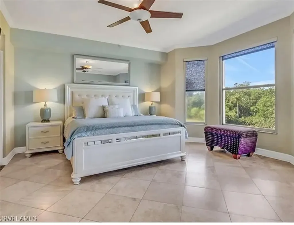 4650 Yacht Harbor Drive Naples FL 34112