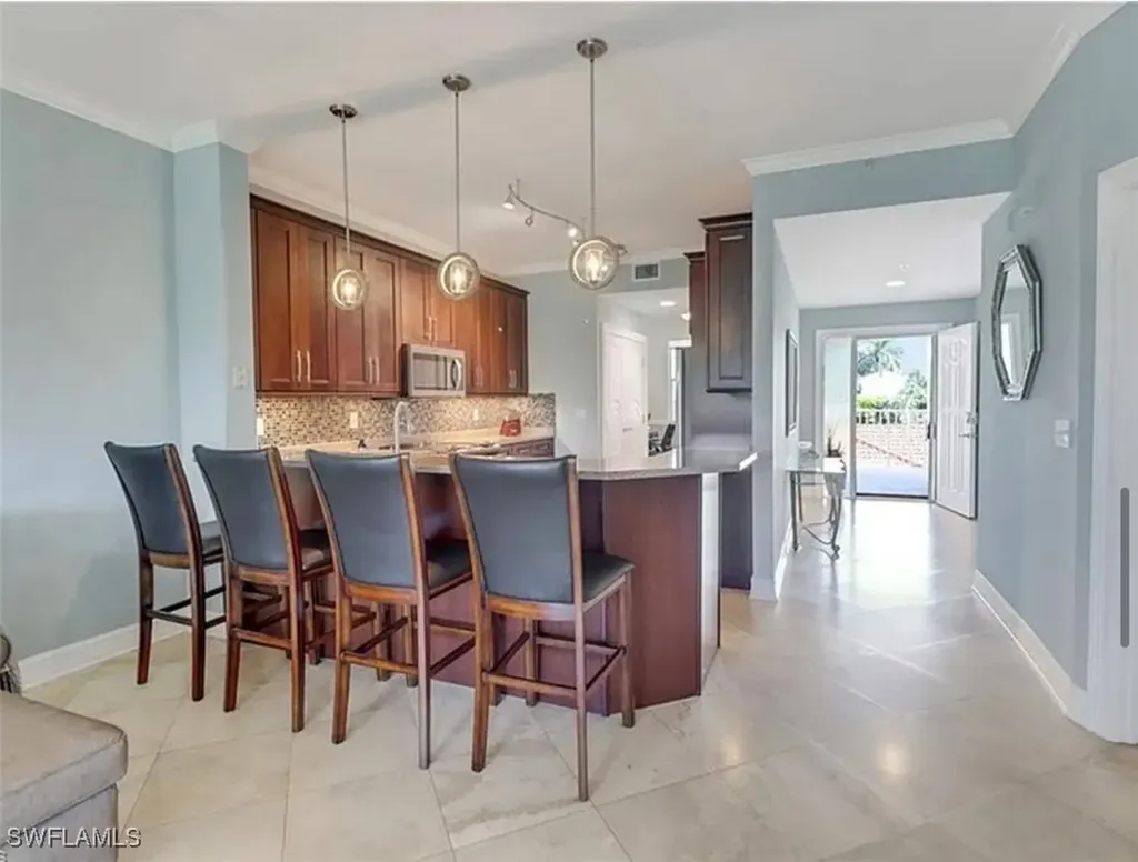 4650 Yacht Harbor Drive Naples FL 34112