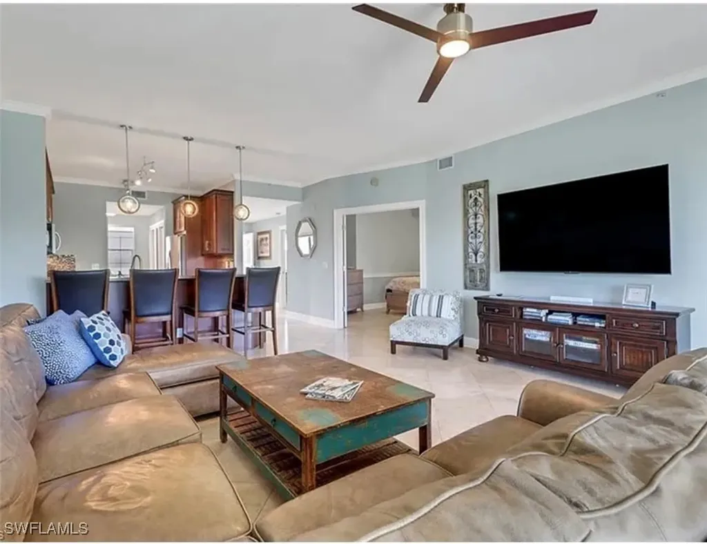 4650 Yacht Harbor Drive Naples FL 34112