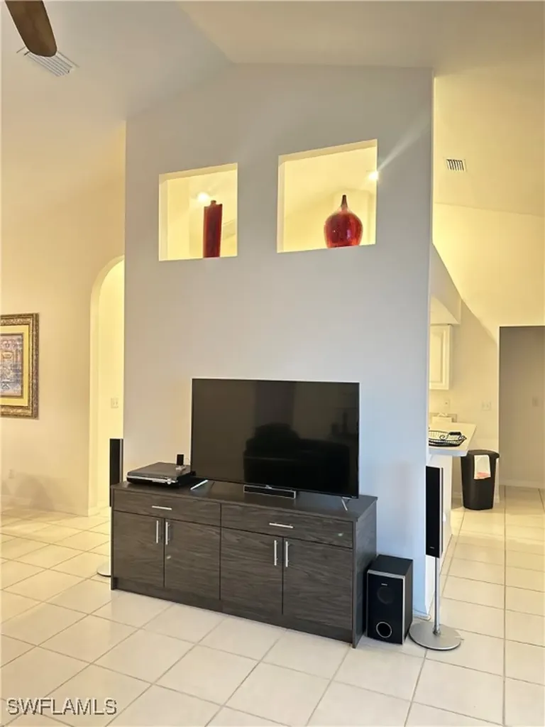 930 Marble Drive Naples FL 34104