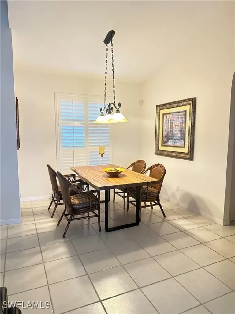 930 Marble Drive Naples FL 34104