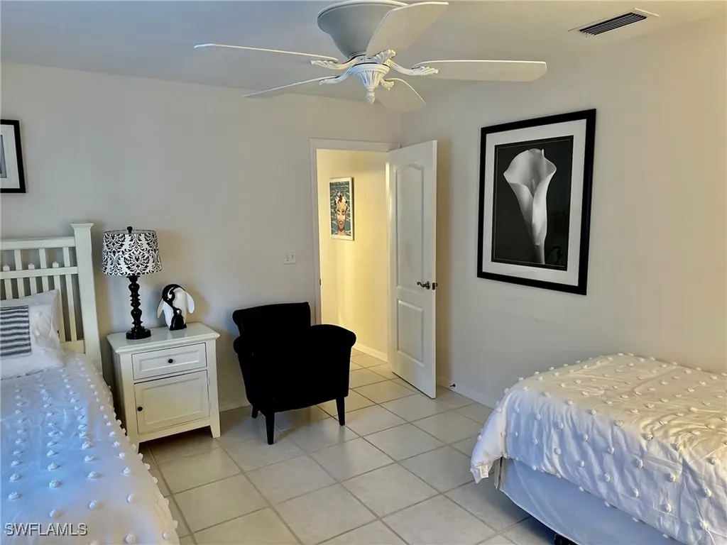 930 Marble Drive Naples FL 34104