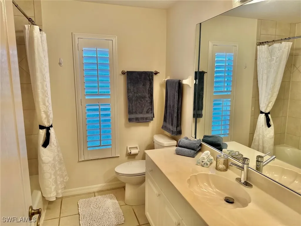 930 Marble Drive Naples FL 34104