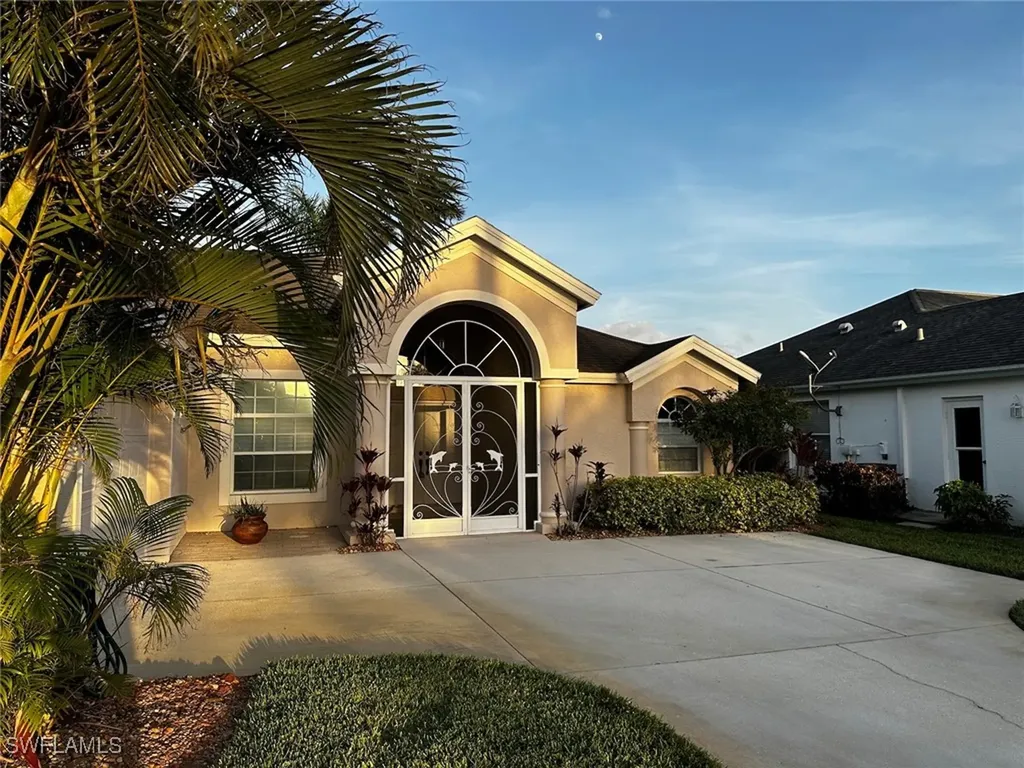 930 Marble Drive Naples FL 34104