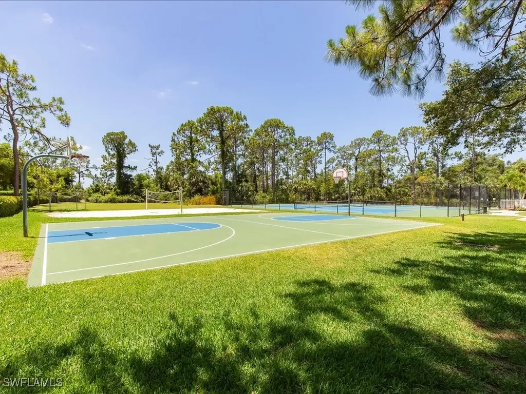 930 Marble Drive Naples FL 34104