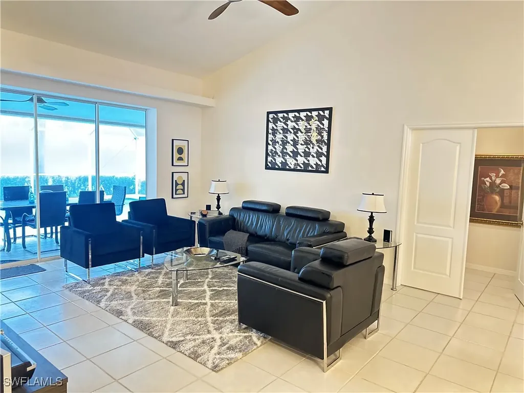 930 Marble Drive Naples FL 34104