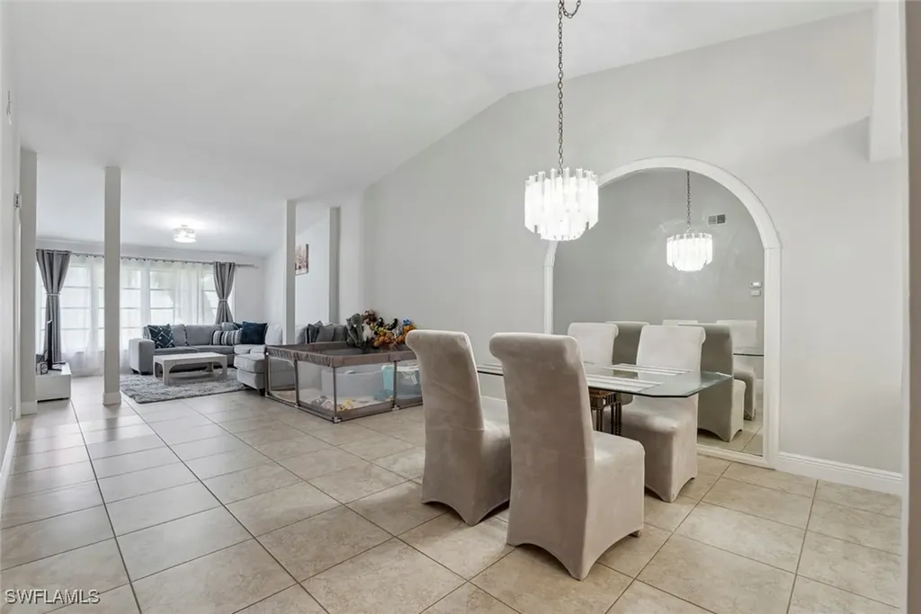 3410 Frosty Way Naples FL 34112