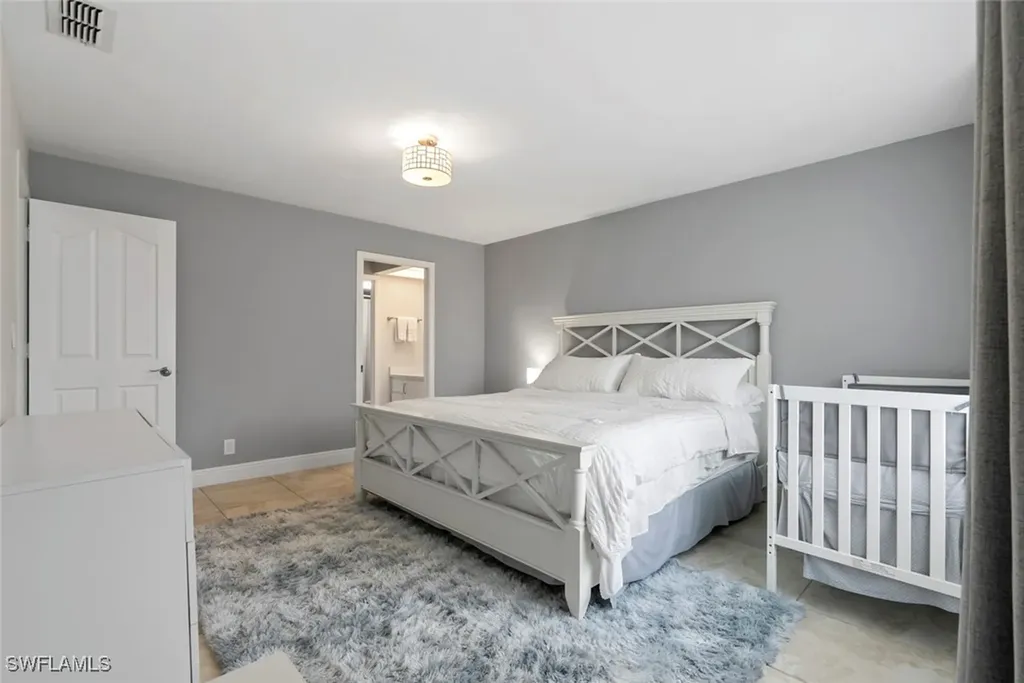 3410 Frosty Way Naples FL 34112