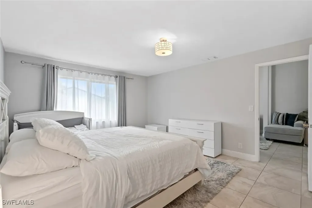 3410 Frosty Way Naples FL 34112