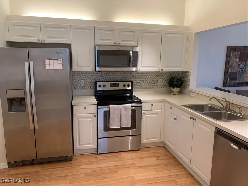 230 Robin Hood Circle Naples FL 34104