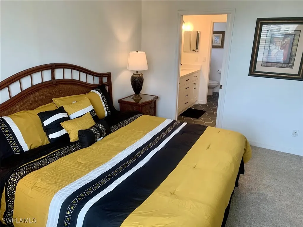 230 Robin Hood Circle Naples FL 34104
