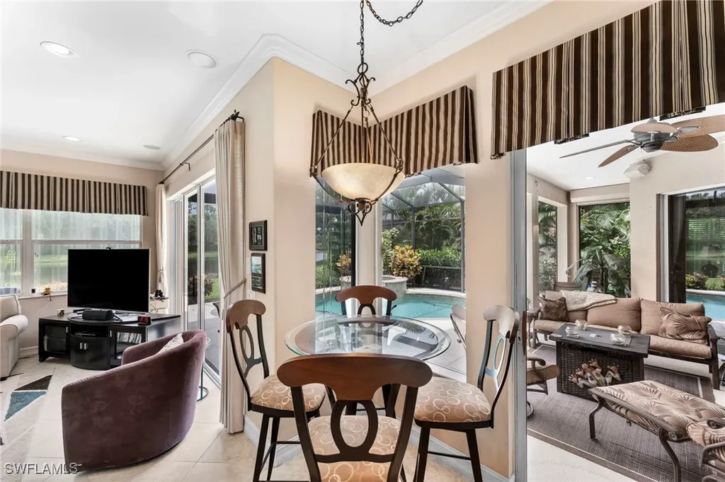 6155 Dogleg Drive Naples FL 34113