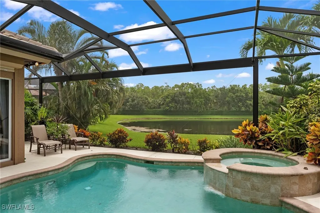 6155 Dogleg Drive Naples FL 34113
