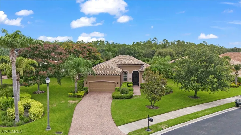 6155 Dogleg Drive Naples FL 34113