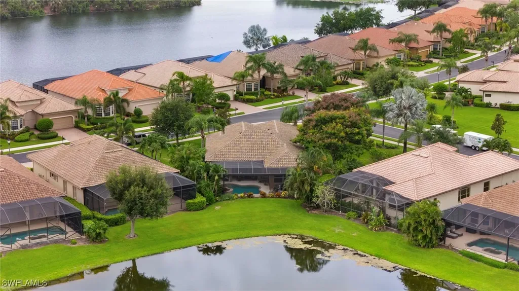 6155 Dogleg Drive Naples FL 34113