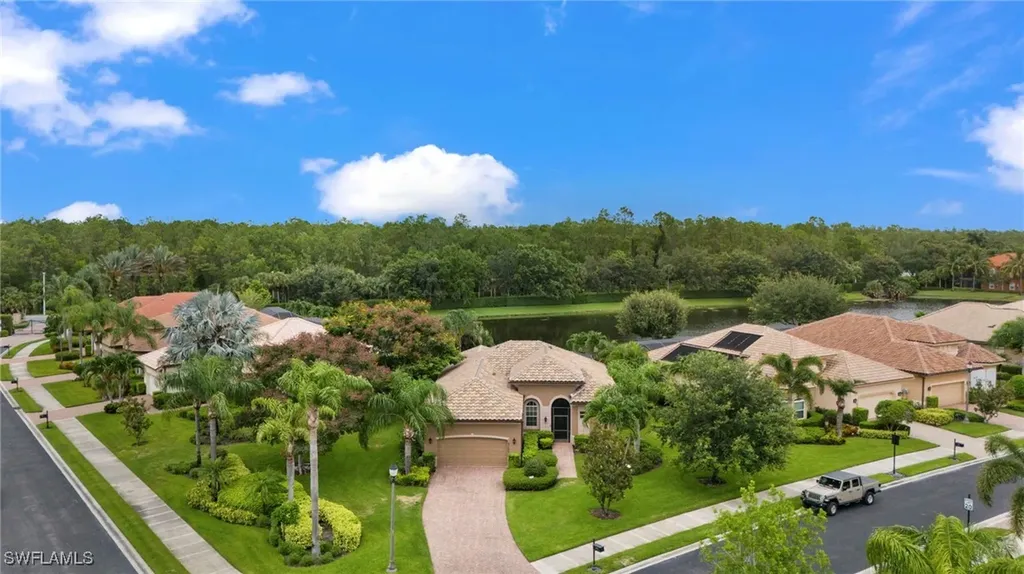 6155 Dogleg Drive Naples FL 34113