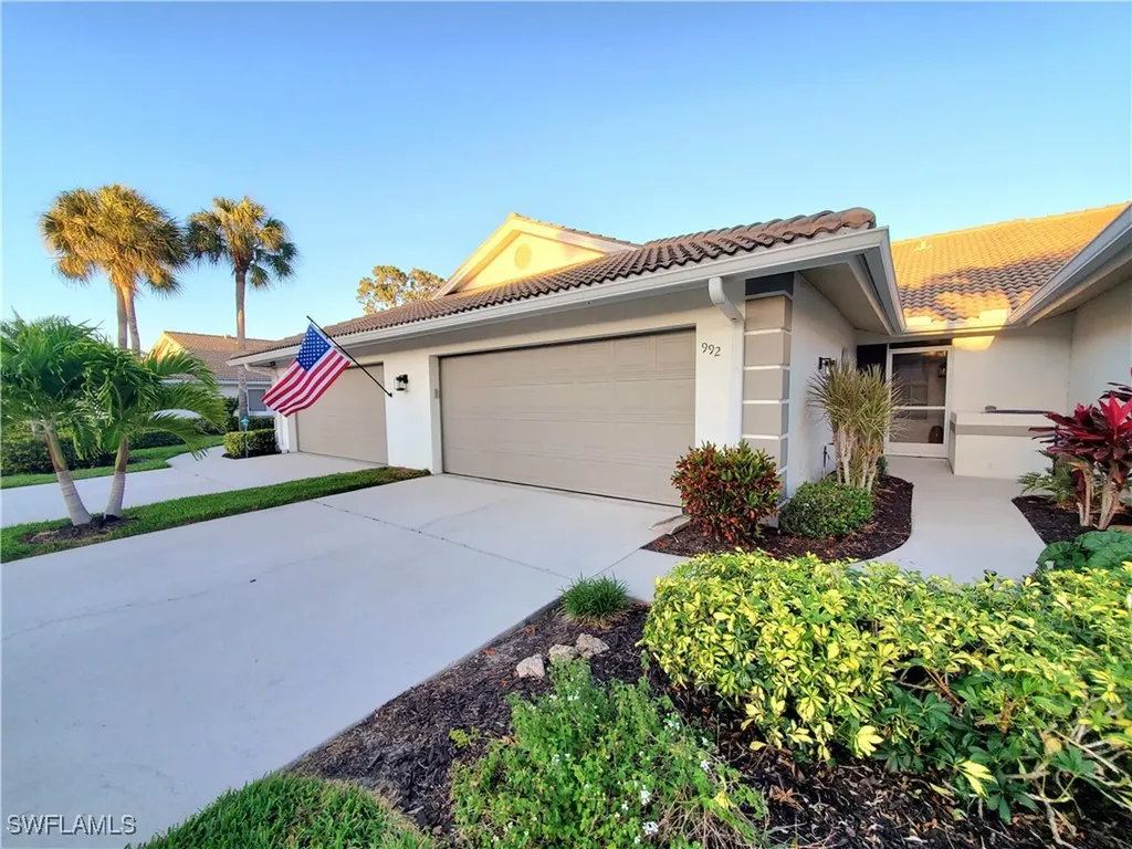 992 Marblehead Drive Naples FL 34104