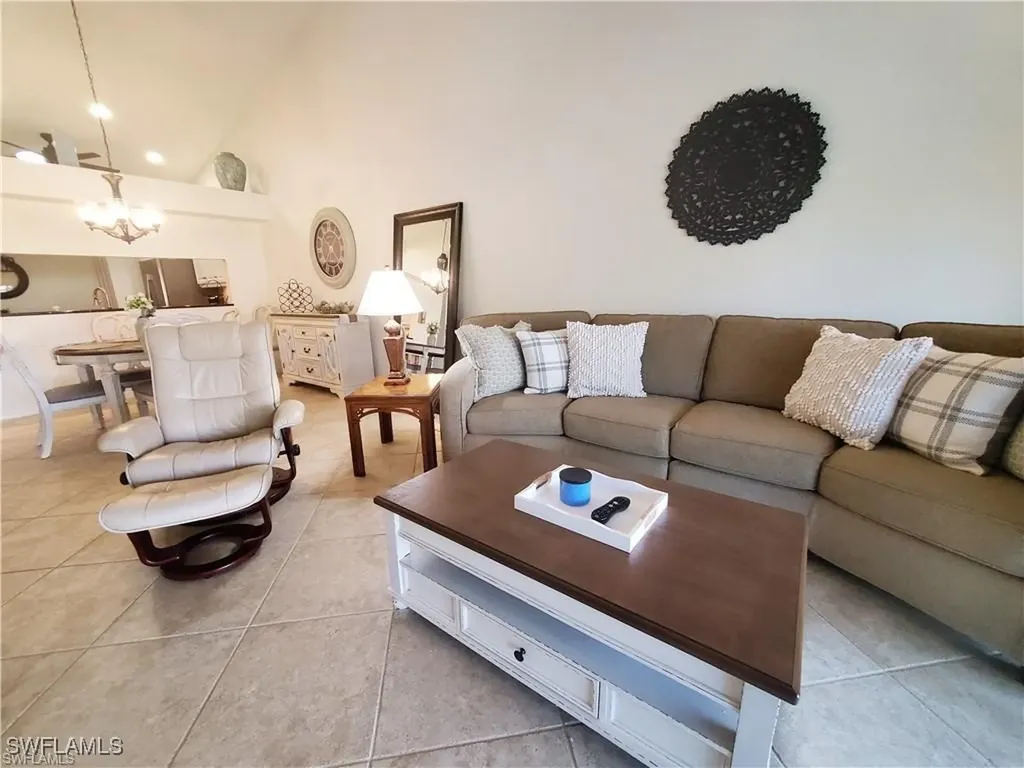 992 Marblehead Drive Naples FL 34104