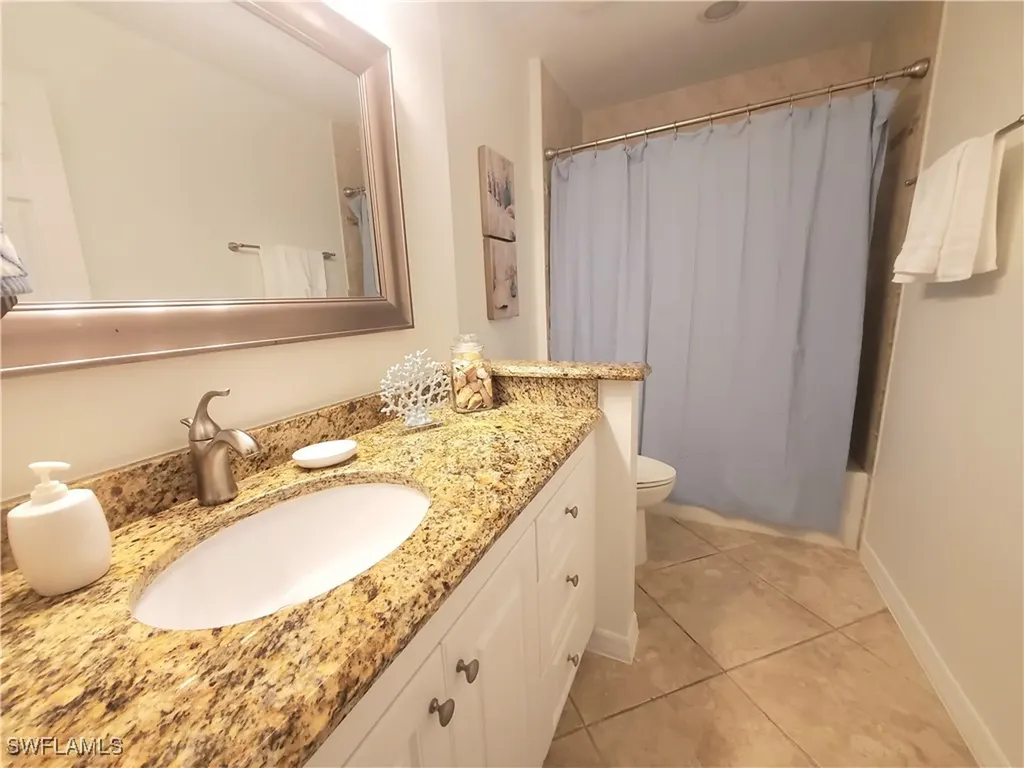 992 Marblehead Drive Naples FL 34104