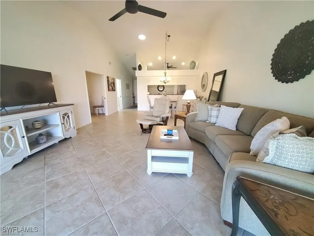 992 Marblehead Drive Naples FL 34104